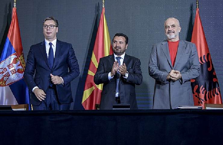 Open Balkan con i primi ministri di Albania e Macedonia del Nord e il Presidente della Serbia