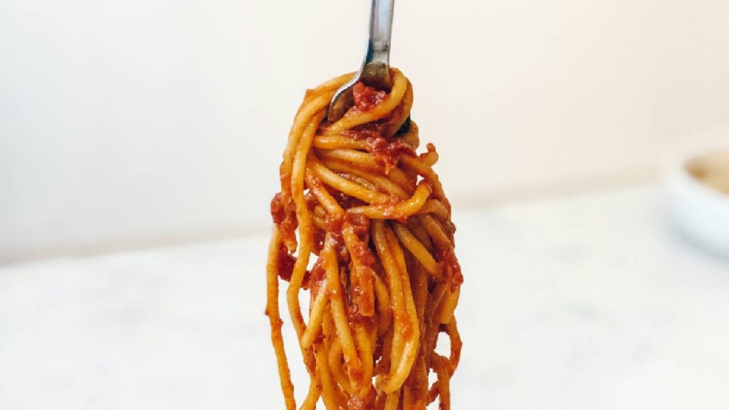 Cosa bere con la pasta all'arrabbiata ecco tre vini da abbinare