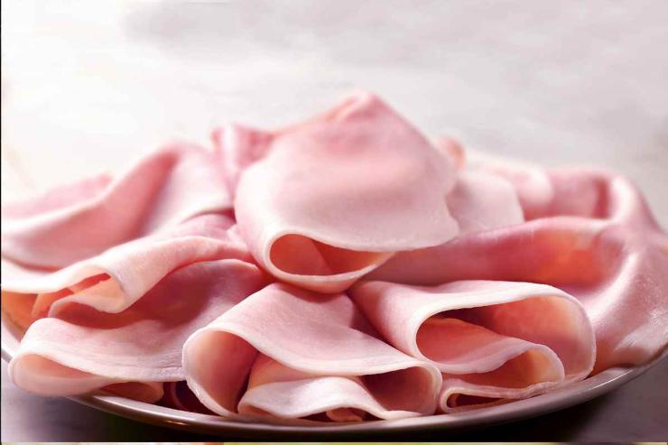 Prosciutto cotto: come scoprire se è di qualità