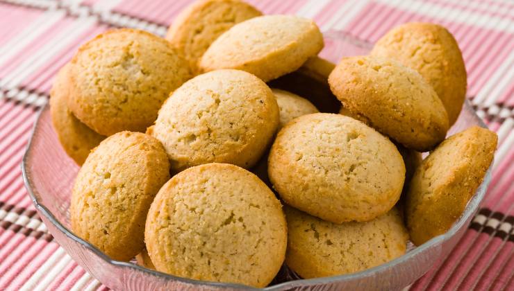 Ricetta biscotti limone con farina di ceci e avena