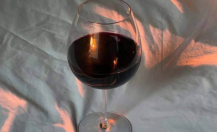 calice di vino rosso