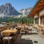 Famiglie storiche di Verona-Cortina inaugurano una nuova antica bottega del vino nel cuore delle Dolomiti