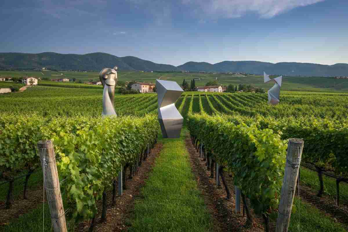 Arte, vino e sostenibilità: il connubio tra Collio e Brda