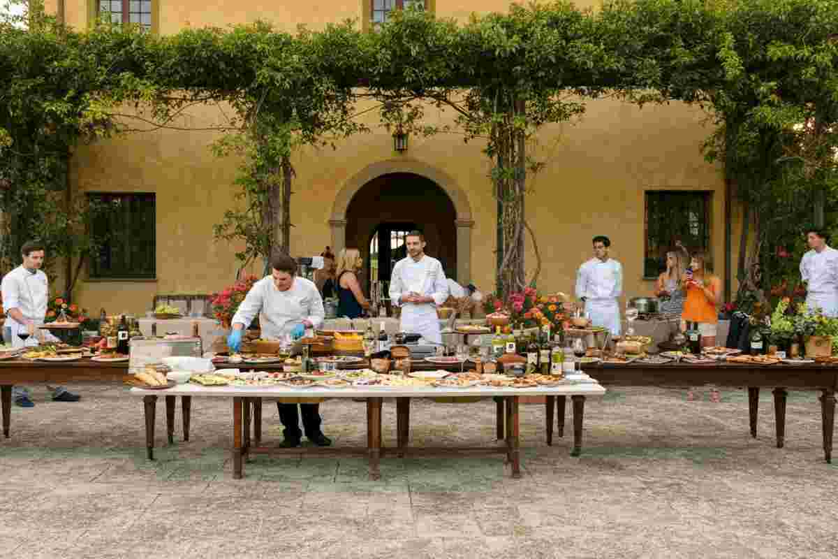 Gusto e tradizione: 100 tavoli di degustazione alla Villa La Ferdinanda di Artimino
