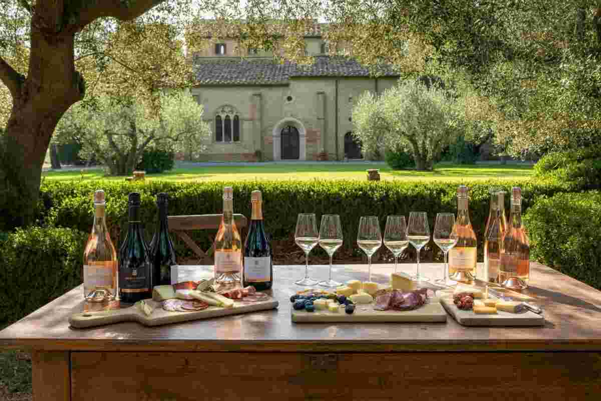 Scopri i migliori spumanti a Villa San Biagio: un viaggio tra le bollicine di Marostica