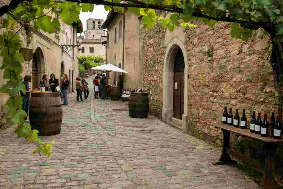 Oltrepò: festeggiamenti per i 160 anni del Metodo Classico a Golferenzo con il Pinot Nero 2025