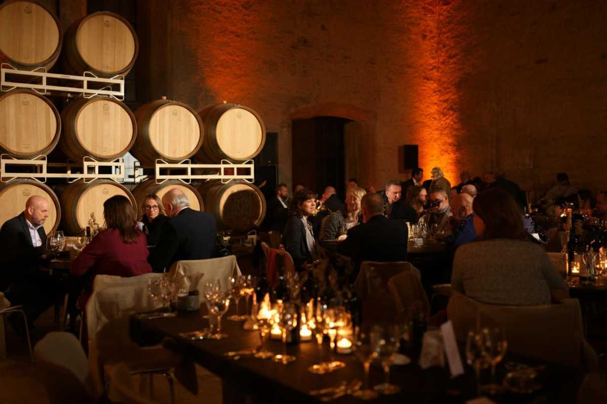 Barolo en Primeur 2025: un successo straordinario con oltre 1,1 milioni di euro per la beneficenza