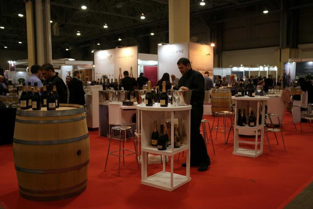 Scopri il mondo delle bollicine alla Champagne Experience 2025