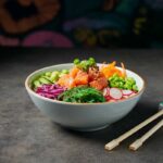 Pokè: il fenomeno culinario hawaiano da 1,74 miliardi di dollari