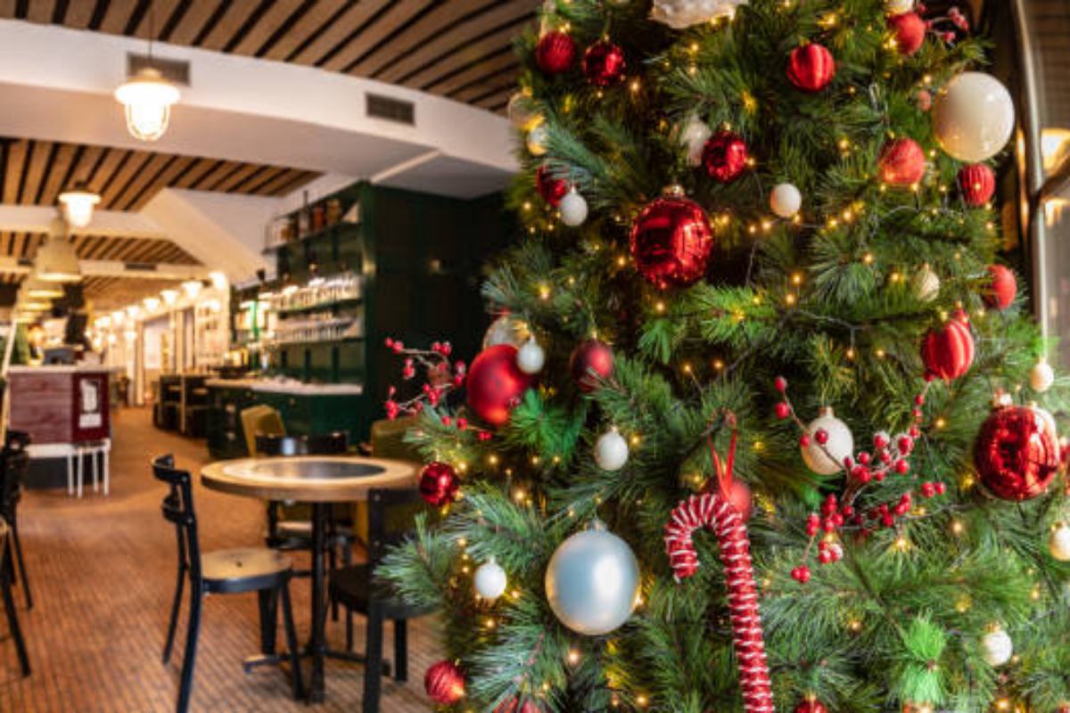 Natale: ristoranti pieni e spumanti protagonisti